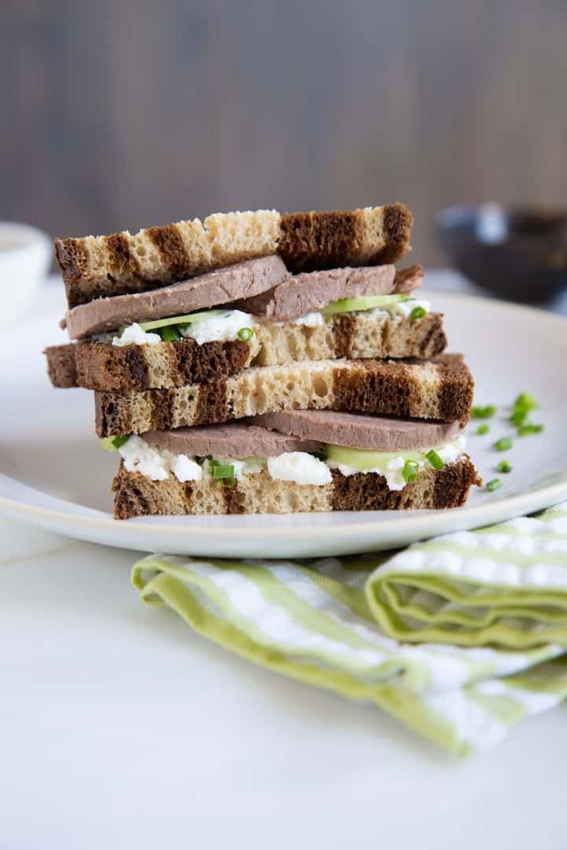 Liverwurst Sandwich