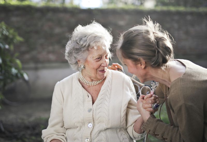 8 Everyday Habits That Could Secretly Raise Your Dementia Risk