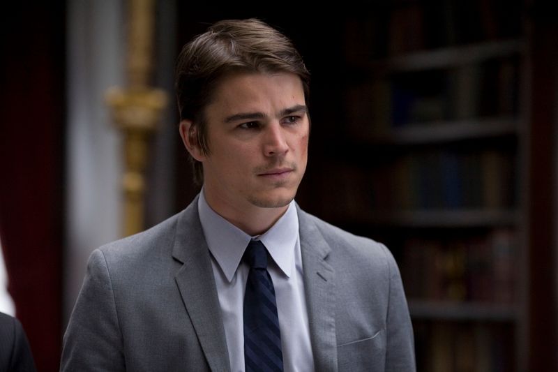 Josh Hartnett — Bruce Wayne/Batman (Batman Begins)