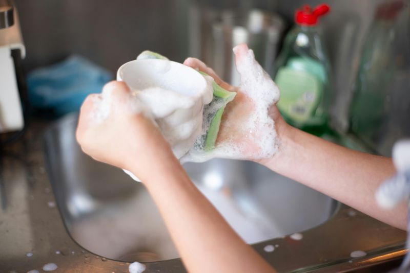 Leaving Dishes in the Sink Overnight