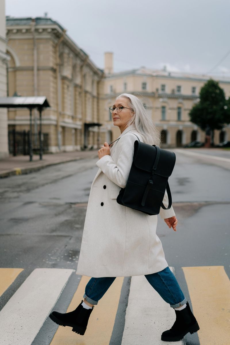 If You Thank Drivers When Crossing the Street, You Might Have These 12 Key Traits