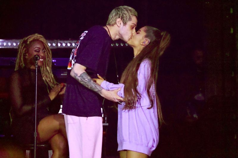 Ariana Grande & Pete Davidson