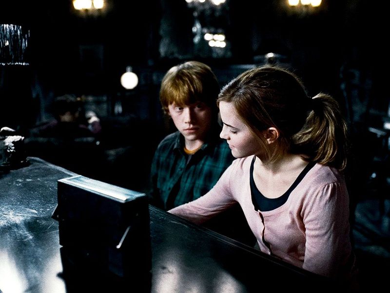 14 Movie Couples That Just Didn't Make Sense