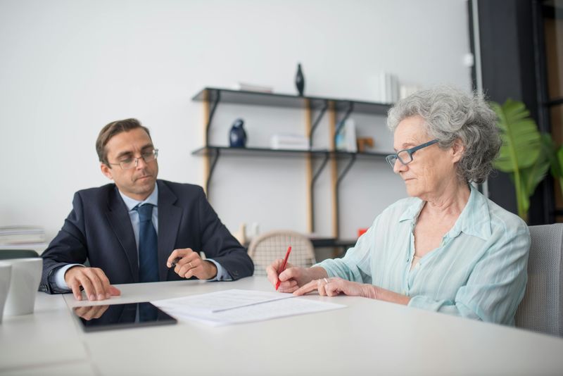 Being Too Trusting With Financial Advisors
