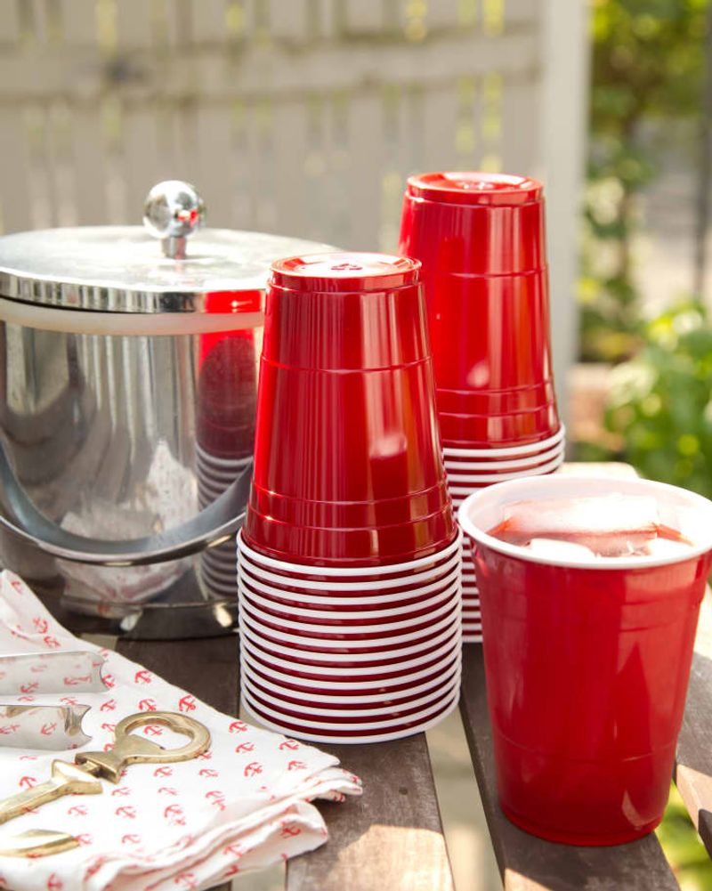 Serving Drinks in Plastic Cups for Special Occasions