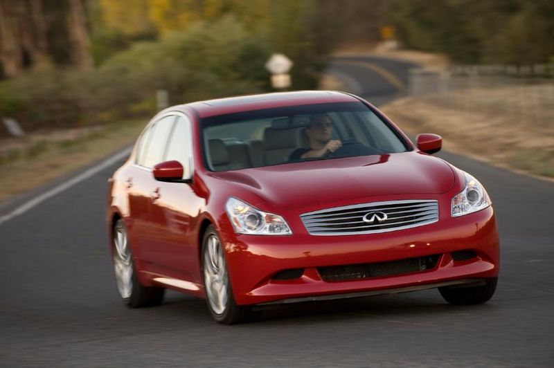 Infiniti G35/G37