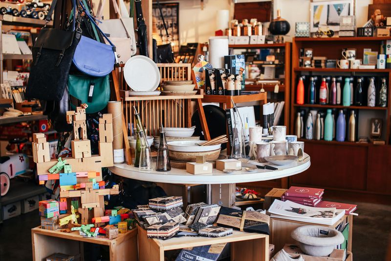 Planning large yard sales together as a group
