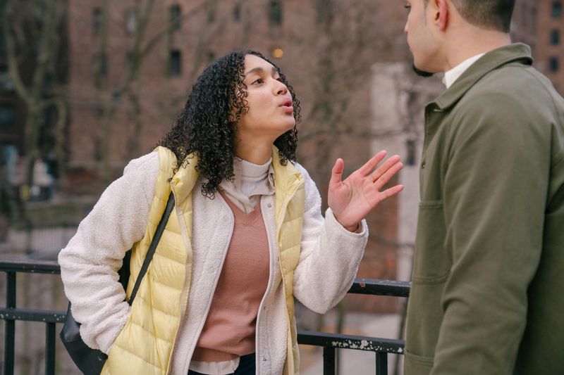 9 Relationship Habits That Are More Harmful Than Helpful