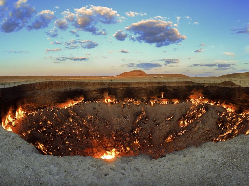 Darvaza Gas Crater, Turkmenistan