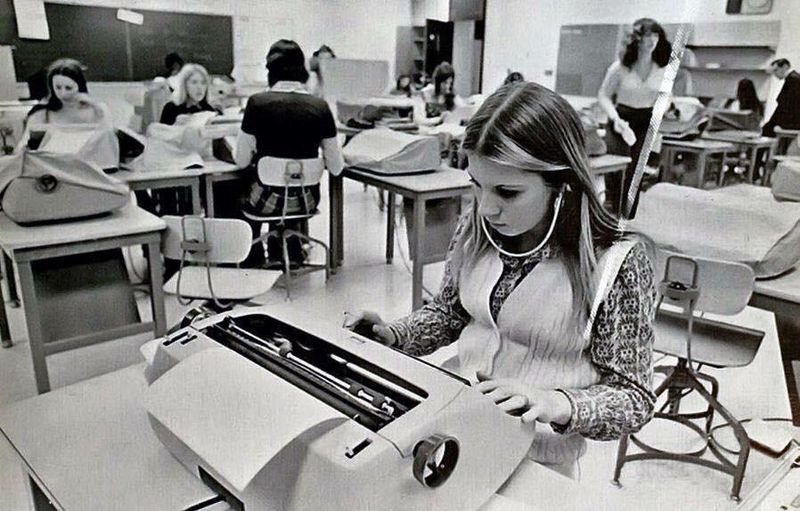 Typing on Manual Typewriters