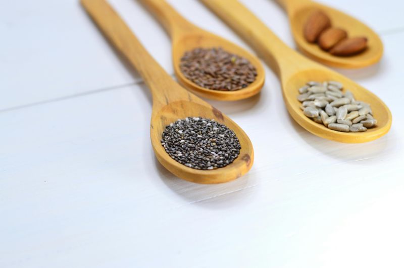 17 Anti-Inflammatory Foods That Fight Aging From Within