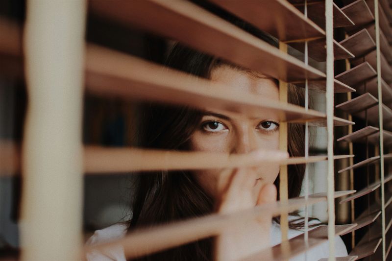 12 Quiet Habits of People Unhappy in Their Relationship