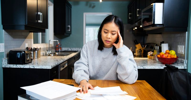 Maintain Emotionally Healthy Money Habits