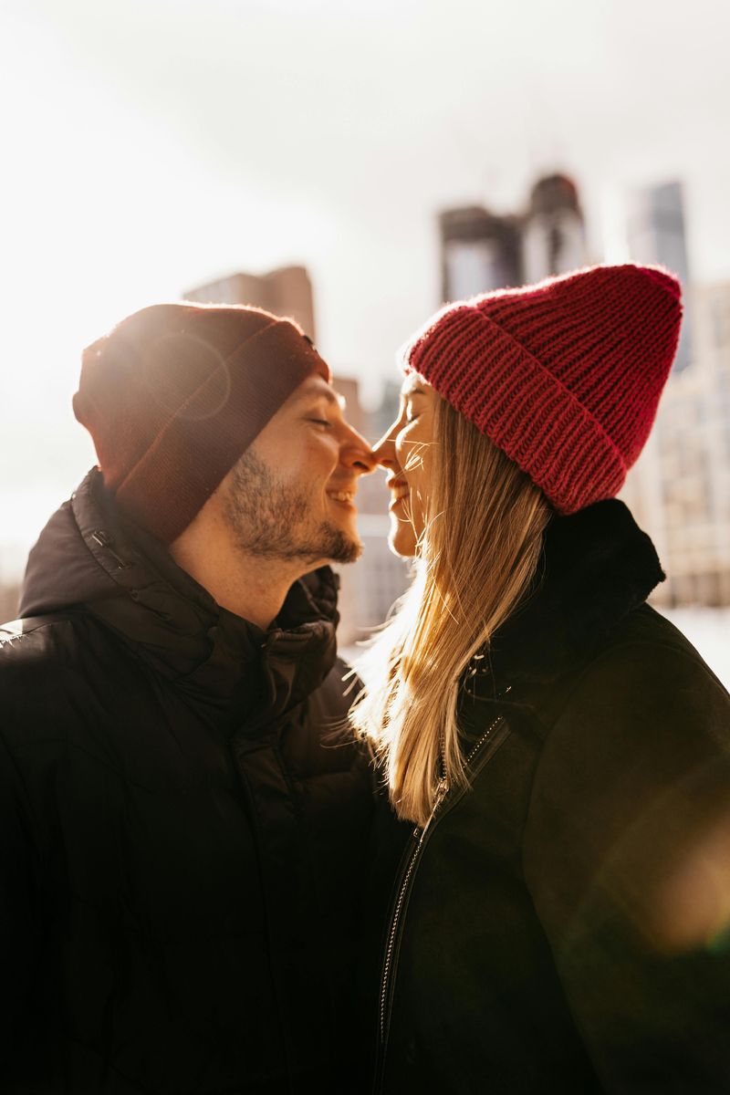 11 Reasons Rebound Relationships Feel So Real (But Don't Last)