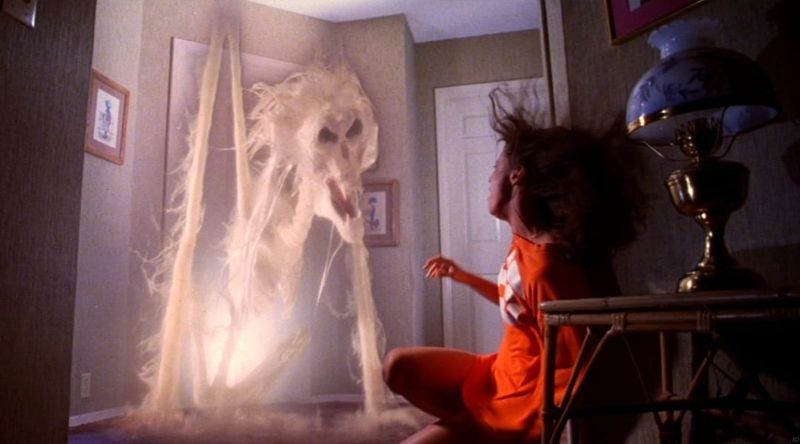 Ghosts in the Closet – Poltergeist (1982)
