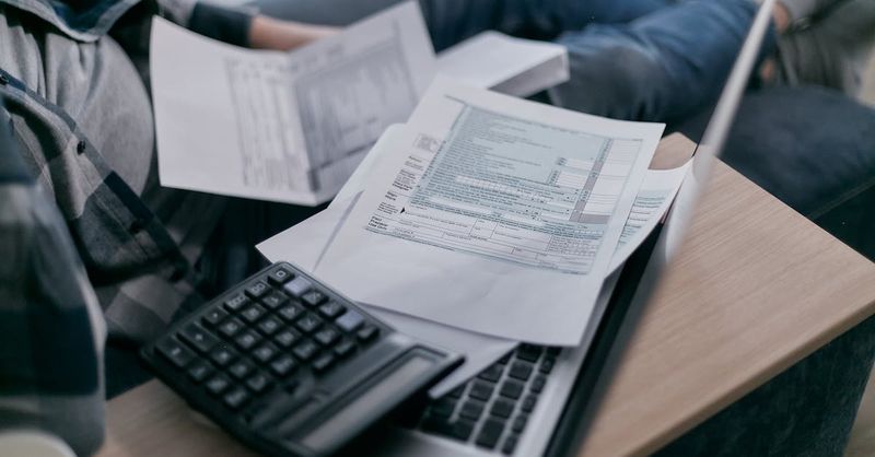 Pick a weekly “money day” (10 minutes, same day/time).