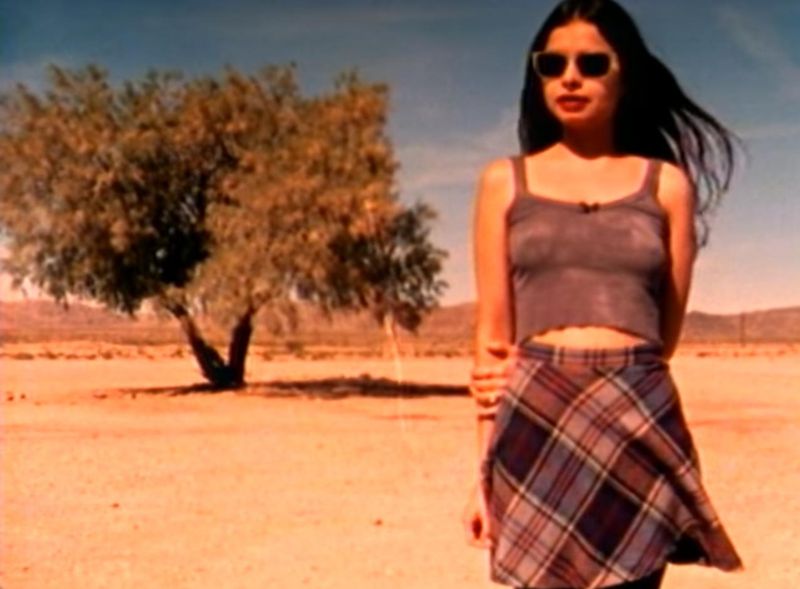 “Fade Into You” – Mazzy Star (1993)