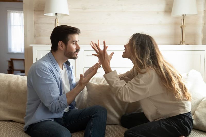 Difficulty Maintaining Relationships