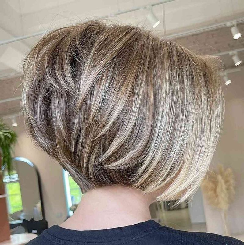 Graduated Bob (Stacked Back)