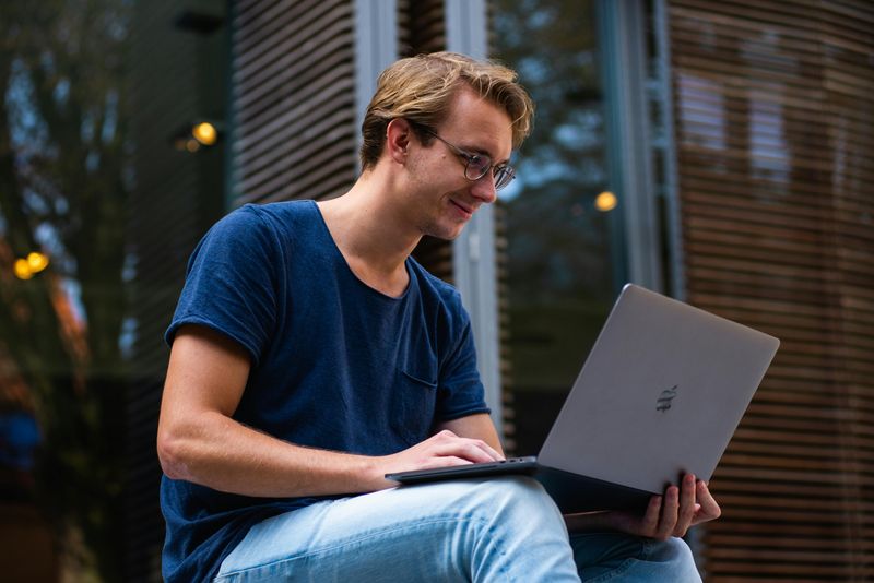 Tech-Savvy Partner