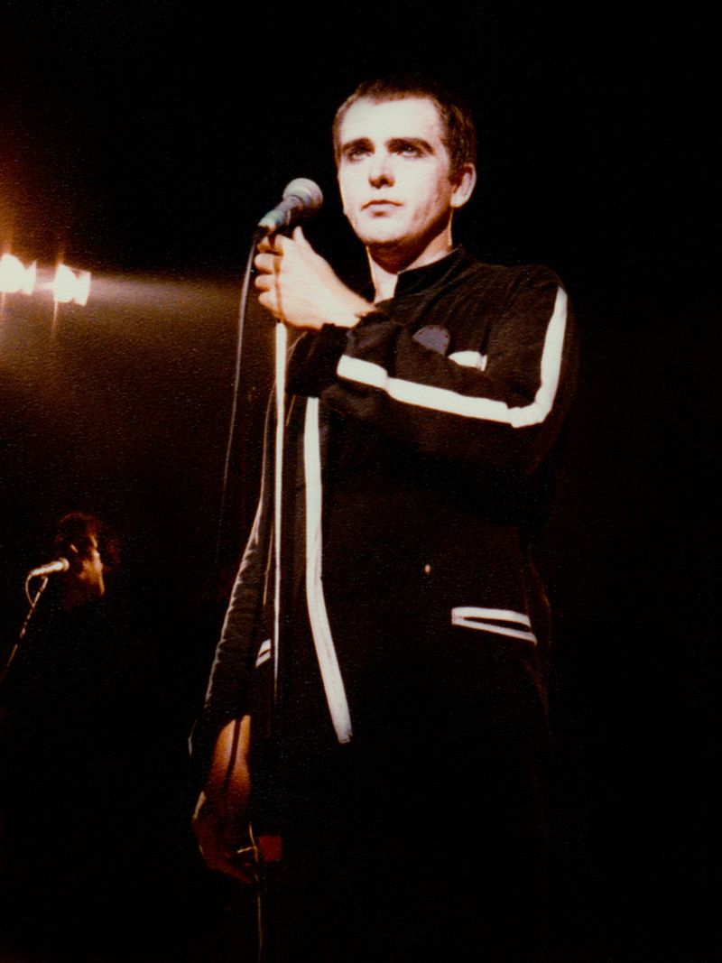 Peter Gabriel – “Sledgehammer”
