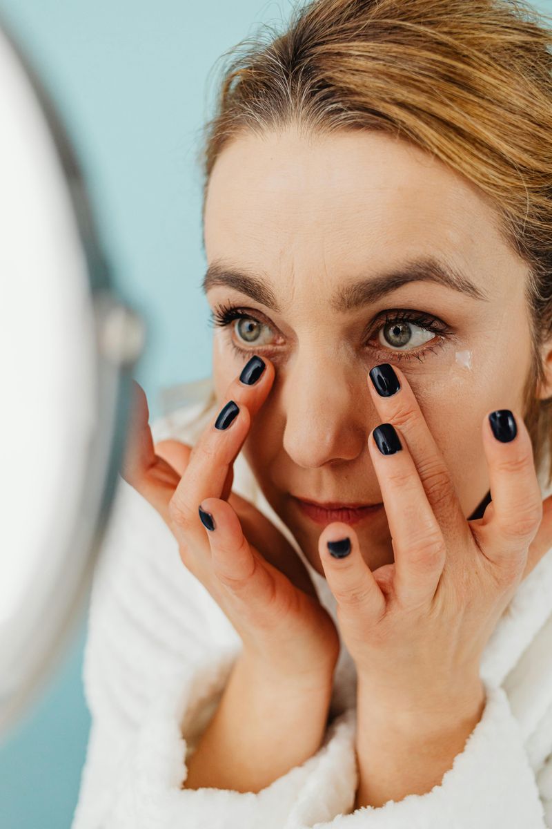 Cold Spoons for Puffy Eyes