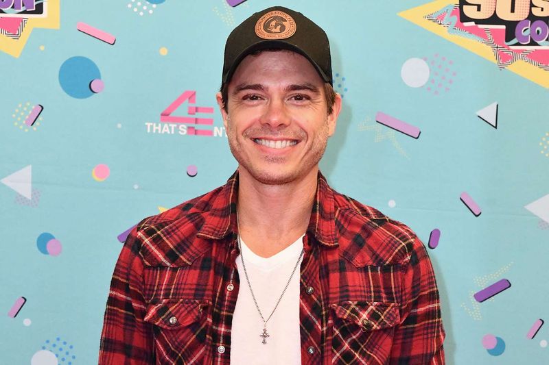 Matthew Lawrence
