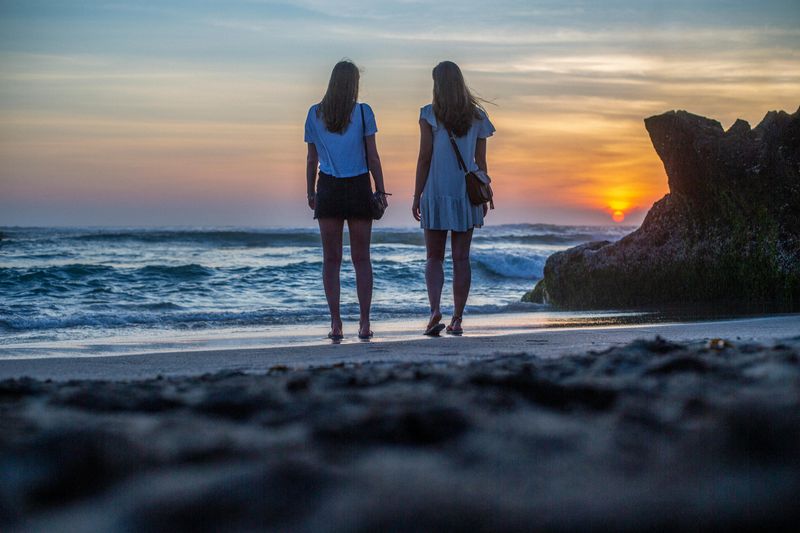 When a Friend Becomes a Stranger: Coping with Friendship Drift