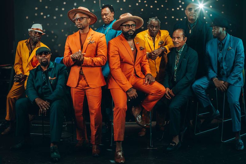 “Who Let the Dogs Out” — Baha Men (2000)