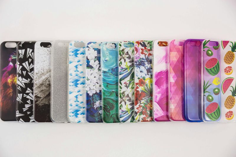 Phone cases for popular models (new/unused; bundle lots move fastest)