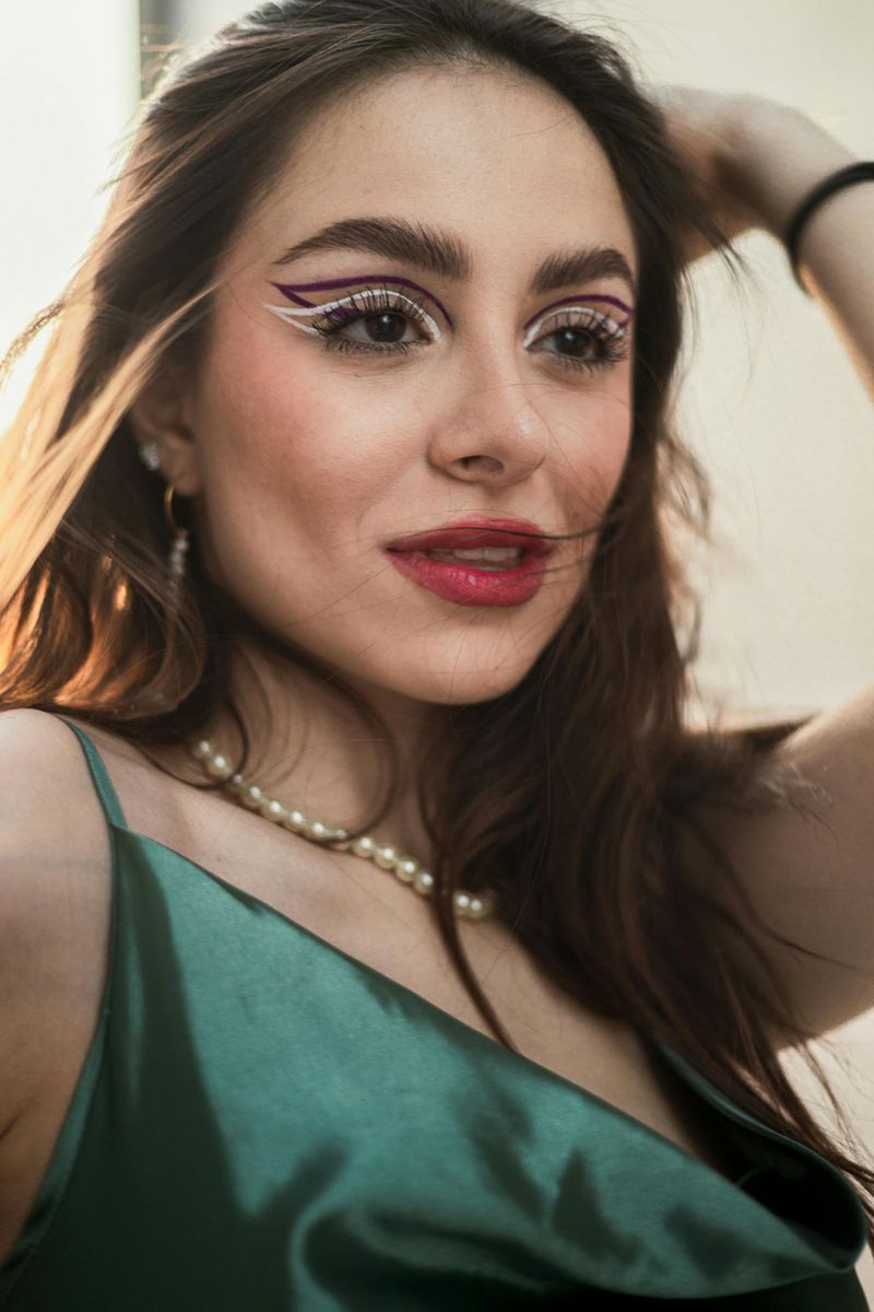 Makeup Details