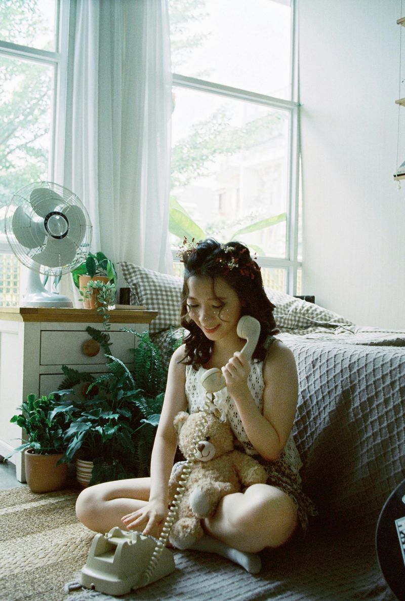 Making Phone Calls on a Rotary Phone