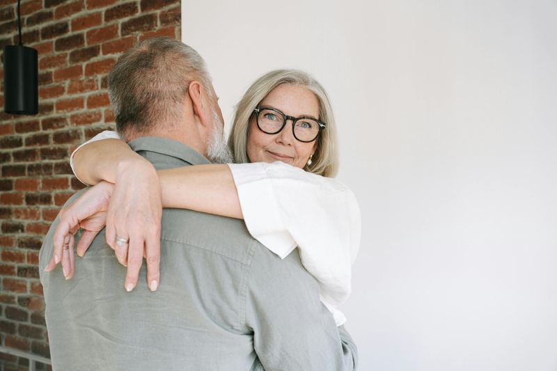 7 Beautiful Reasons Falling in Love Later in Life Can Be So Fulfilling