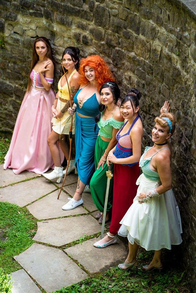 Disney Princesses / Villains