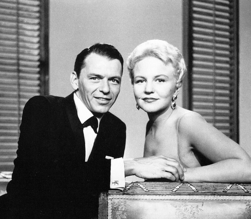 Frank Sinatra – “Strangers in the Night”
