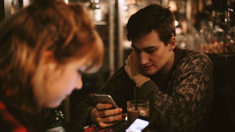 10 Signs He's Still Not Over His Ex