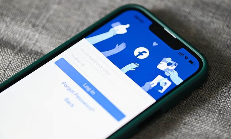 Join Industry-Specific Facebook or Slack Groups