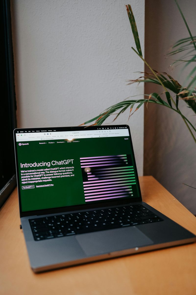 AI-Assisted Content Writing (with Fact-Checking)