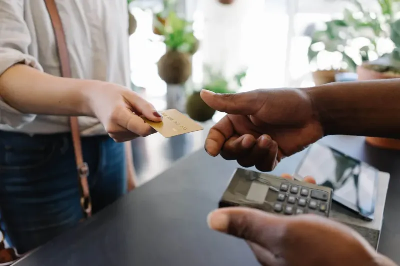 12 Mistakes That Lead to Maxed-Out Credit Cards