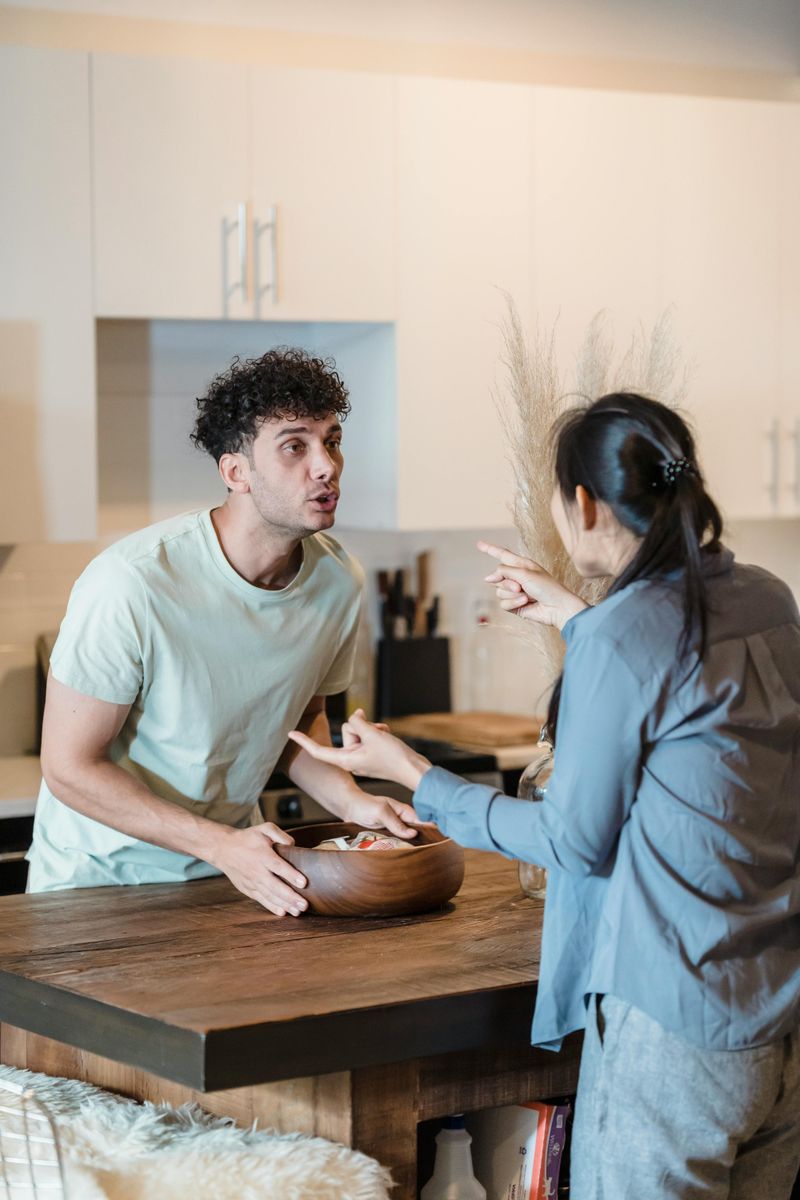 15 Triggers That Can Send a Narcissist Spiraling Out of Control