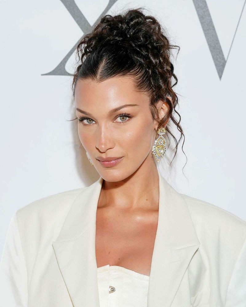 Bella Hadid’s Kin Euphorics