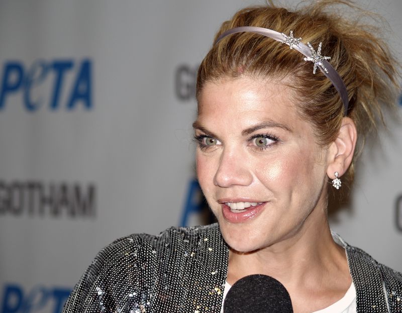 Kristen Johnston: 6 ft (1.83 m)