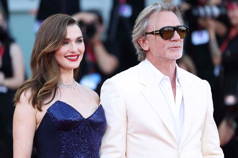 12 Fictional Couples Who Are Also Married in Real Life