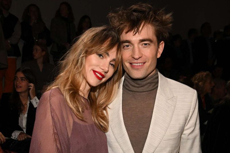 Robert Pattinson & Suki Waterhouse