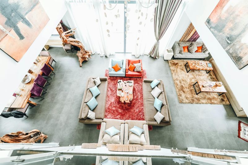 Furniture Arrangement and Flow