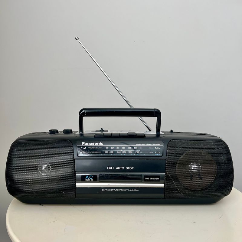 Recording Songs Off the Radio on Cassette Tapes