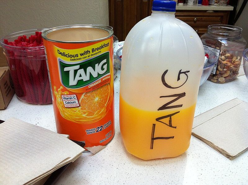 Powdered drink mix (Tang / instant “orange drink”)