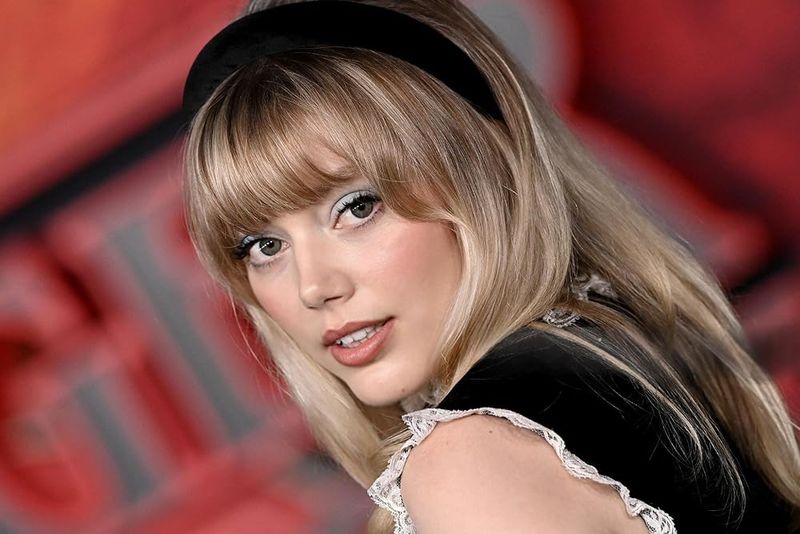 Chrissy Cunningham - Stranger Things