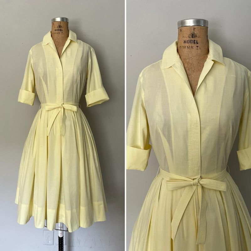 Form-Fitting Clothes Were Social Suicide