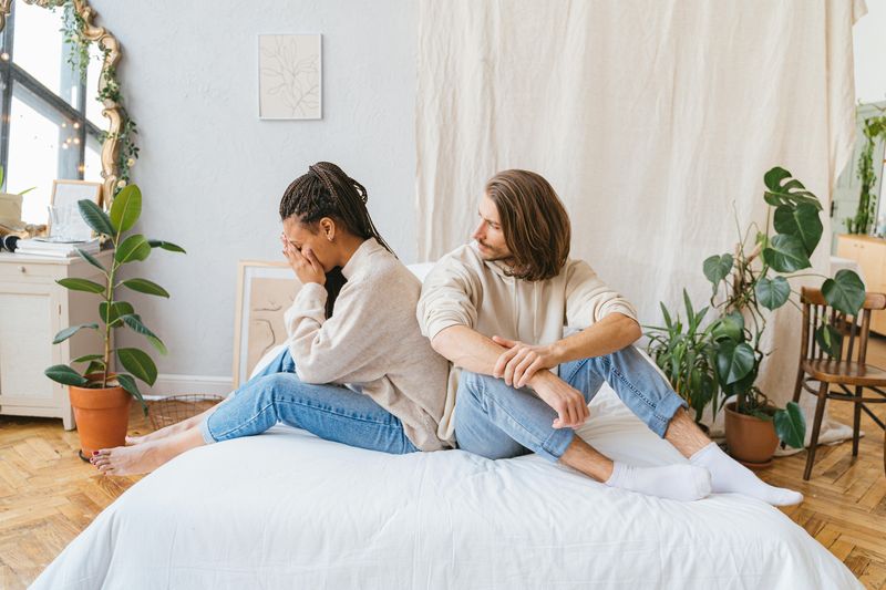 12 Times You're Not ‘Overthinking’—You're Actually Spotting Red Flags